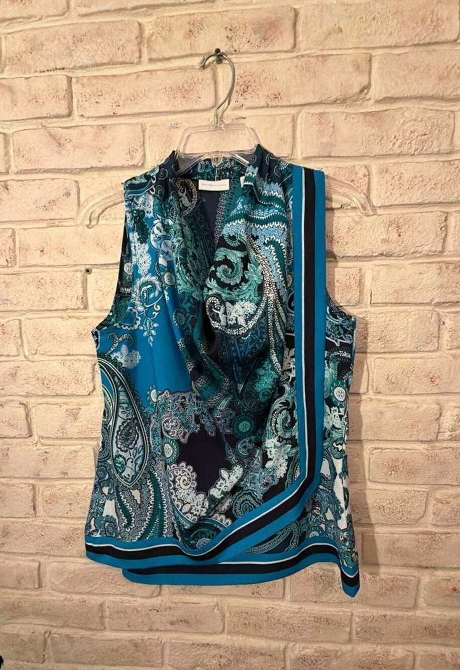 New York & Company Sleeveless Blouse Size Small Blue Black Paisley